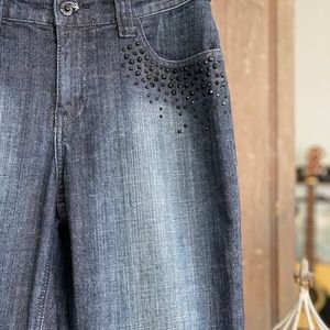 Chico’s Platinum Dark Wash Jeans! Size 0.5.